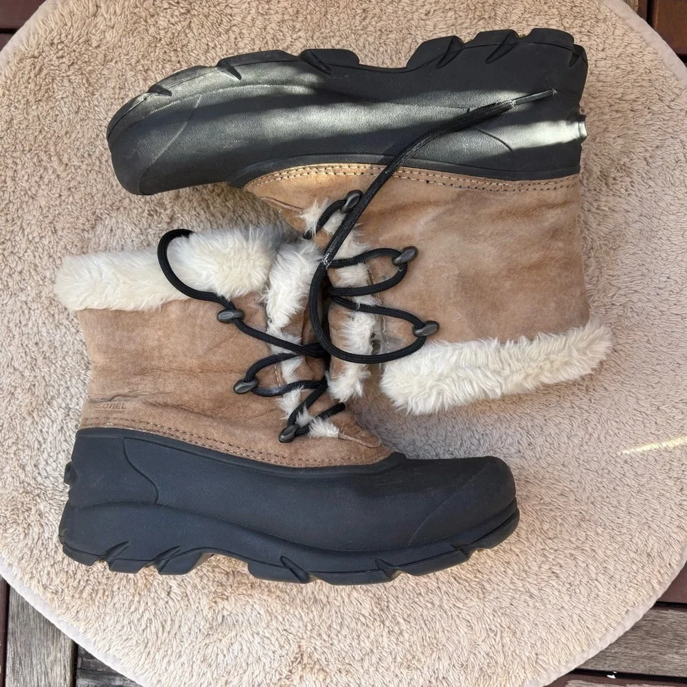 Sorel women’s Snow Angel Lace Boots Waterproof Winter Boots sz 7 US - Picture 2 of 9